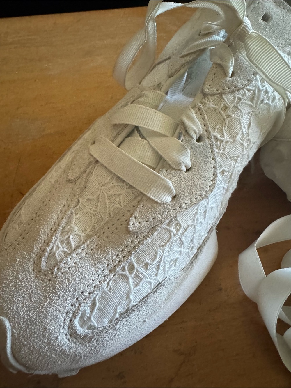 New Balance 327 Lifestyle Lace sneaker size11 - Picture 6 of 7